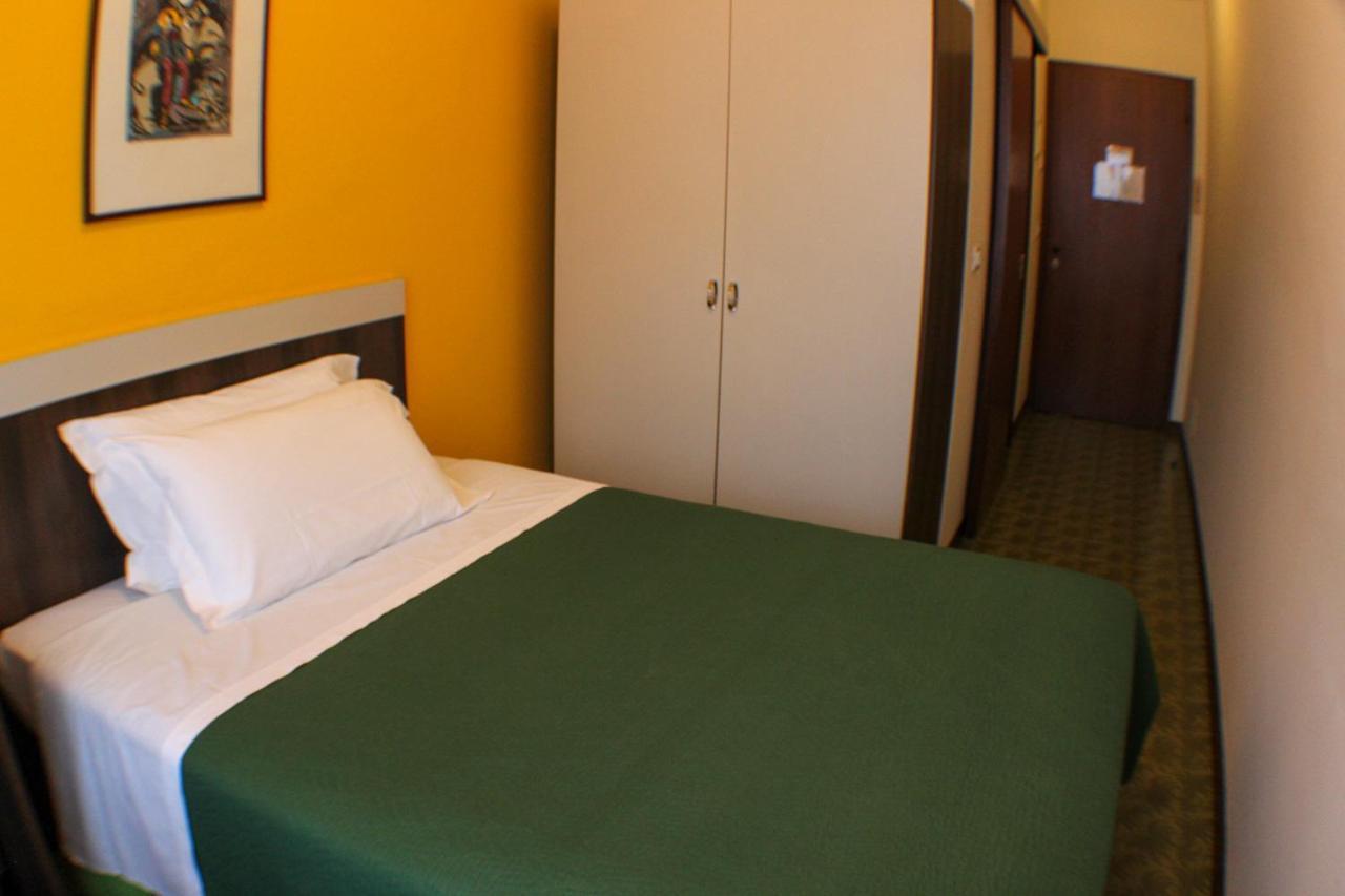 Hotel Centrale Эсте Экстерьер фото