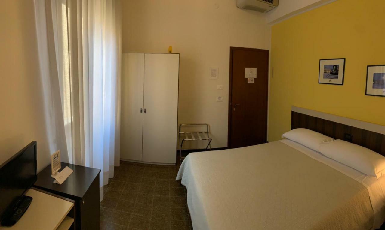 Hotel Centrale Эсте Экстерьер фото