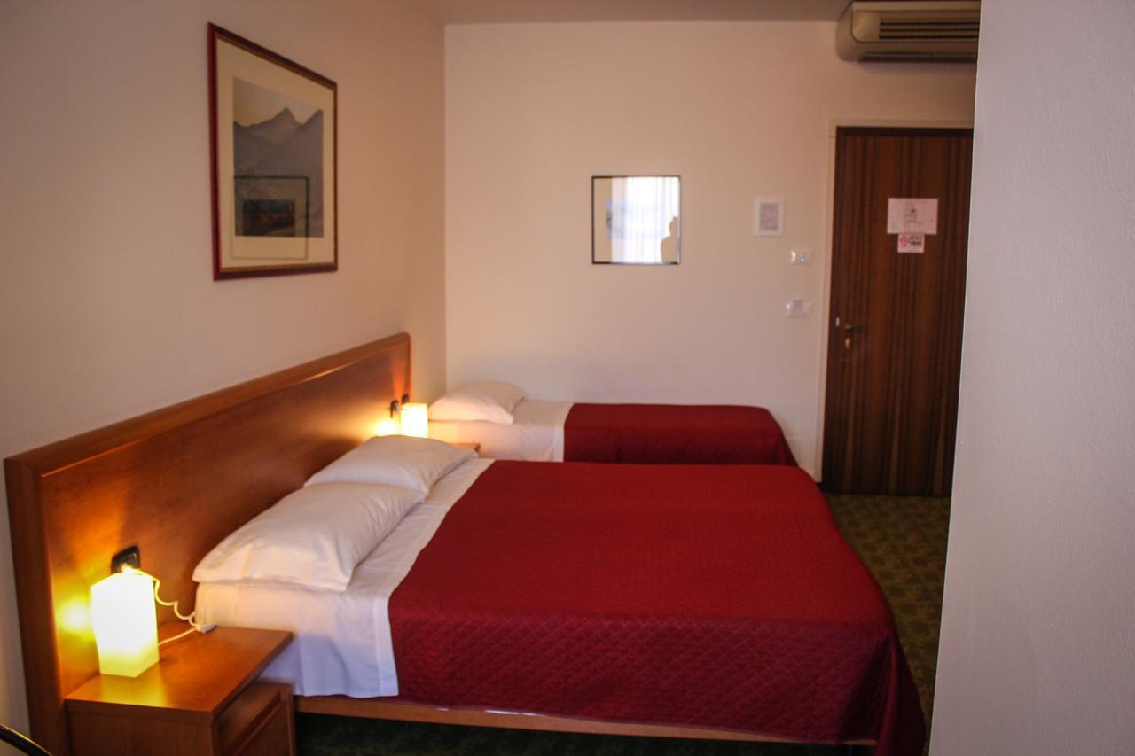 Hotel Centrale Эсте Экстерьер фото